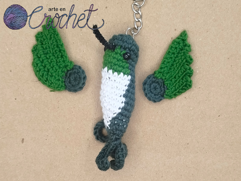 colibri en crochet amigurumi