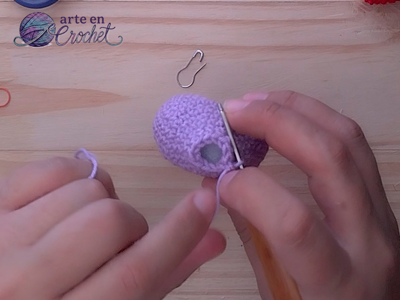 Corazón a crochet relleno y cierre